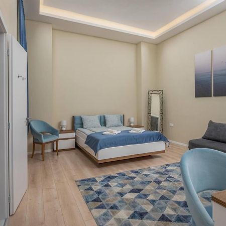 Apartment With 2 Bedrooms Near Gellert Thermal Bath Budapest Exterior photo