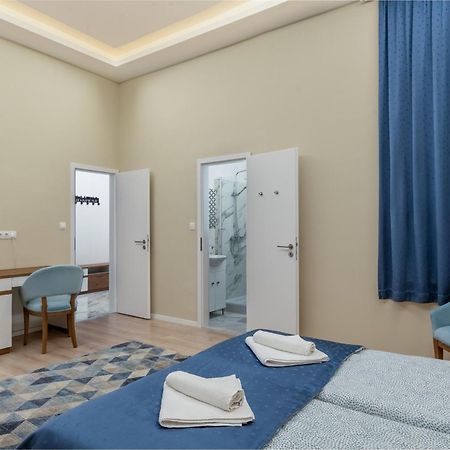 Apartment With 2 Bedrooms Near Gellert Thermal Bath Budapest Exterior photo